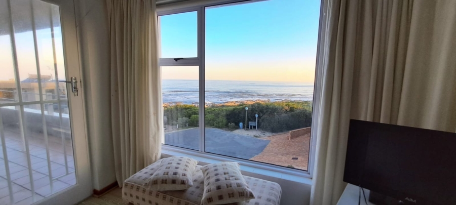 To Let 5 Bedroom Property for Rent in Vermont Western Cape